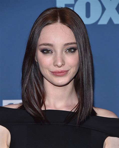 emma dumont|emma dumont ethnicity.